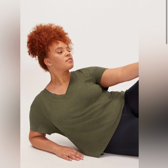 GIRLFRIEND COLLECTIVE Fern Cupro V-Neck Tee XXL - Picture 3 of 9